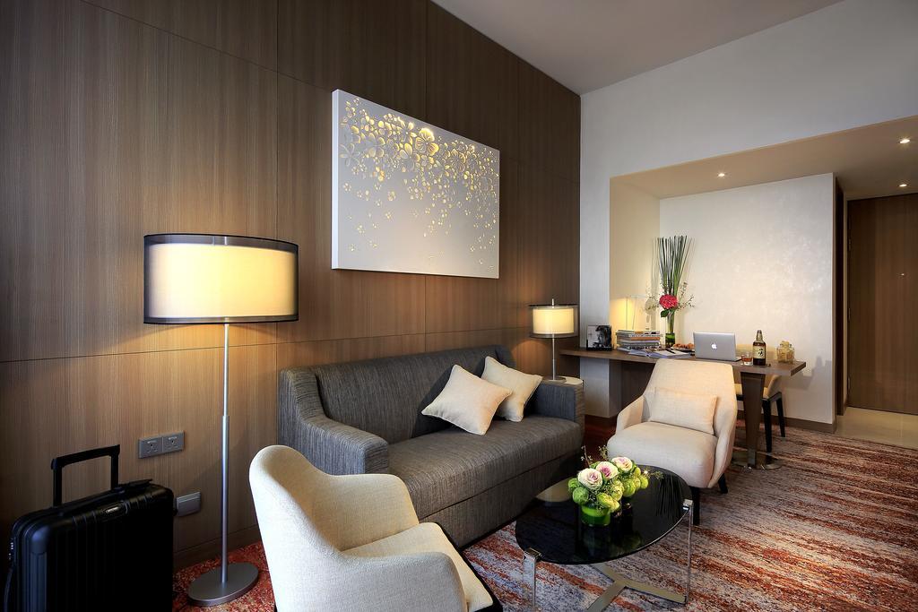 Momentus Hotel Alexandra Singapore Exterior photo
